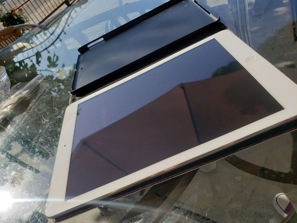 iPad Air 1st generation Silver 16 GB 2U16