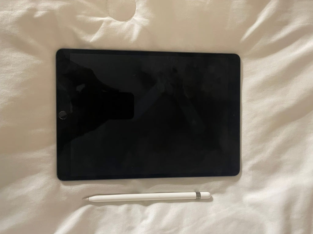 Apple iPad Air 3rd Generation | Apple Pencil First Generation 1A12