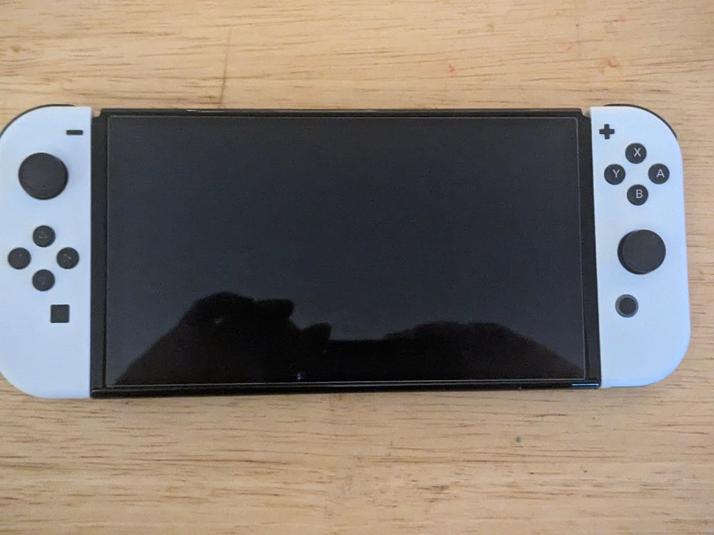 Nintendo switch oled bundle 8Q17