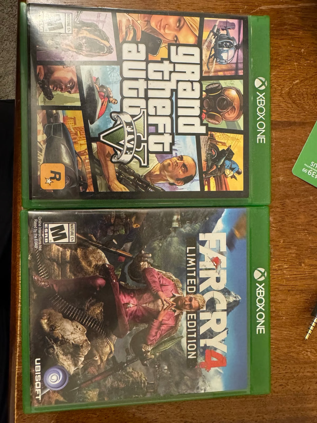 Xbox one series x w/extras 1C87