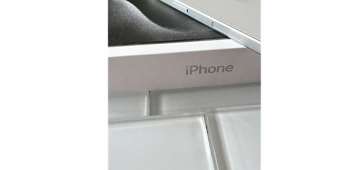 Apple iPhone 15 Pro Max 256GB White Titanium T-Mobile 6V23