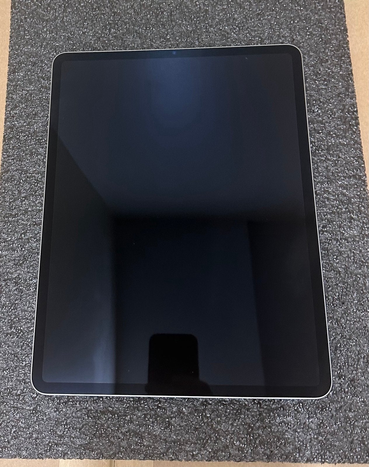 Apple ipad pro 12.9 6th gen M2  128 gb wifi 3M85