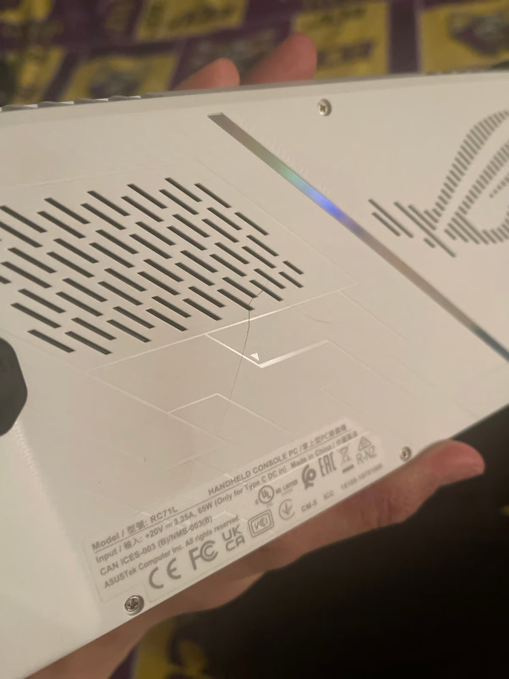 ASUS rog ally z1 extreme 2F68