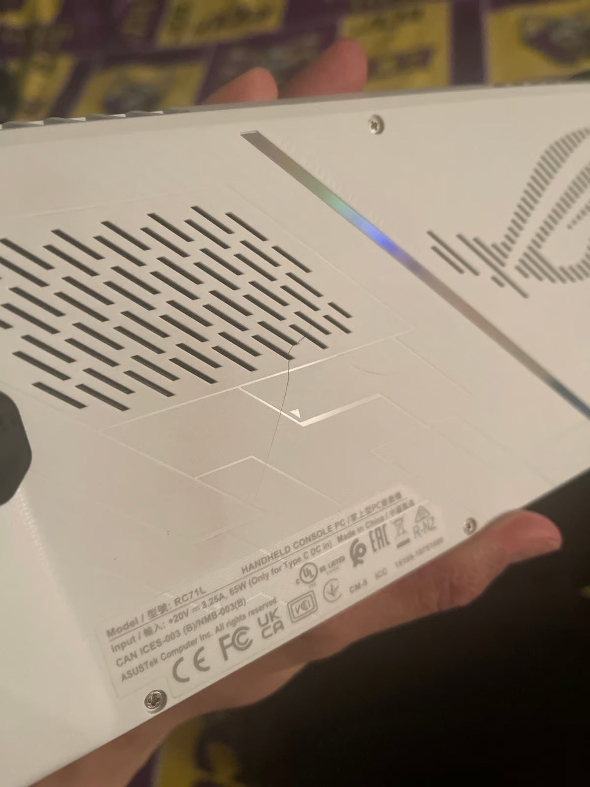 ASUS rog ally z1 extreme 2F68