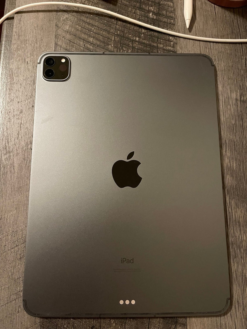 Apple iPad Pro 11-inch 3rd Gen 128 GB Wifi & Cellular w/ Pencil 5E83