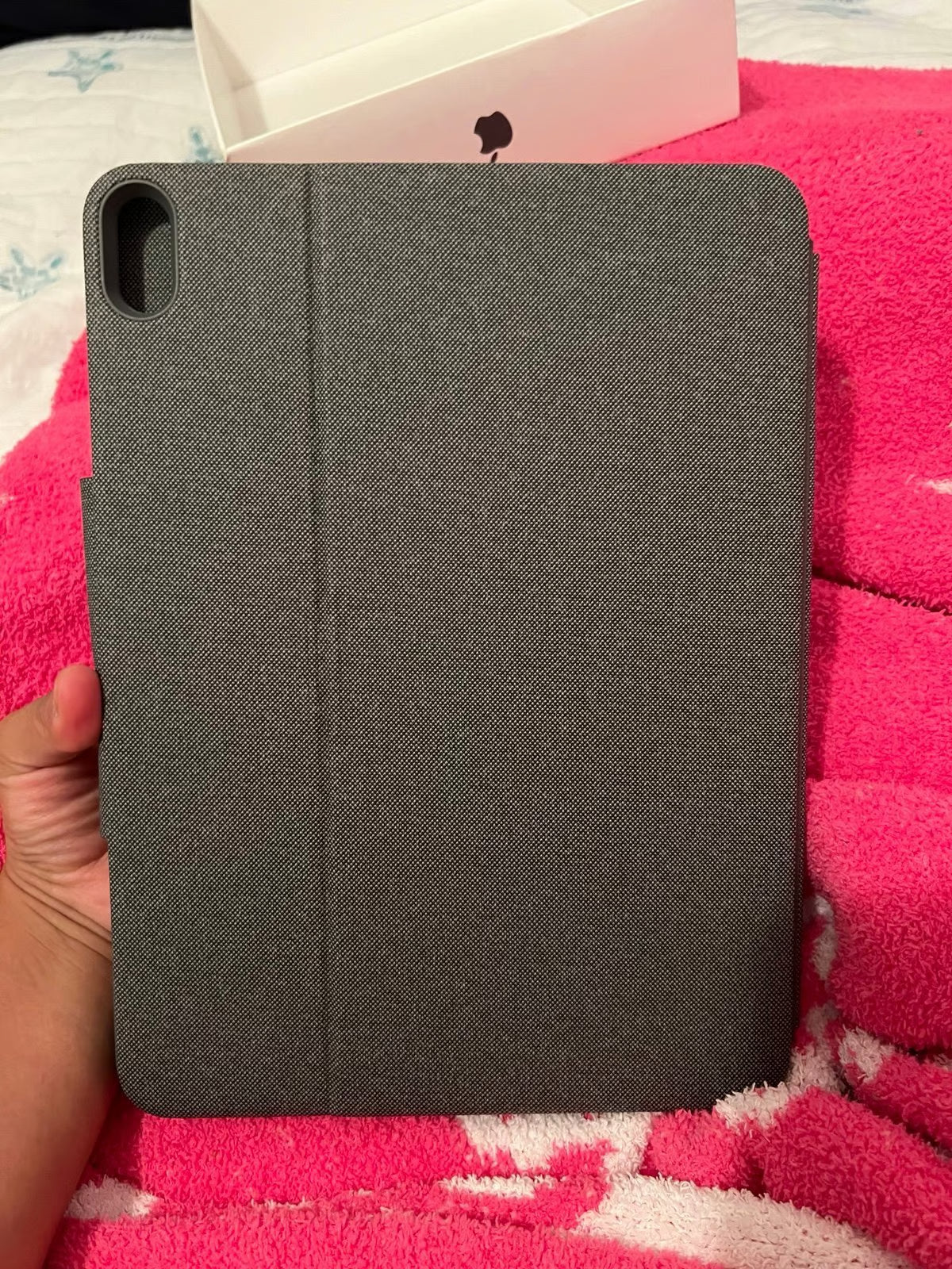 Apple iPad Air 5th Generation 256 GB in Space Gray 1K15