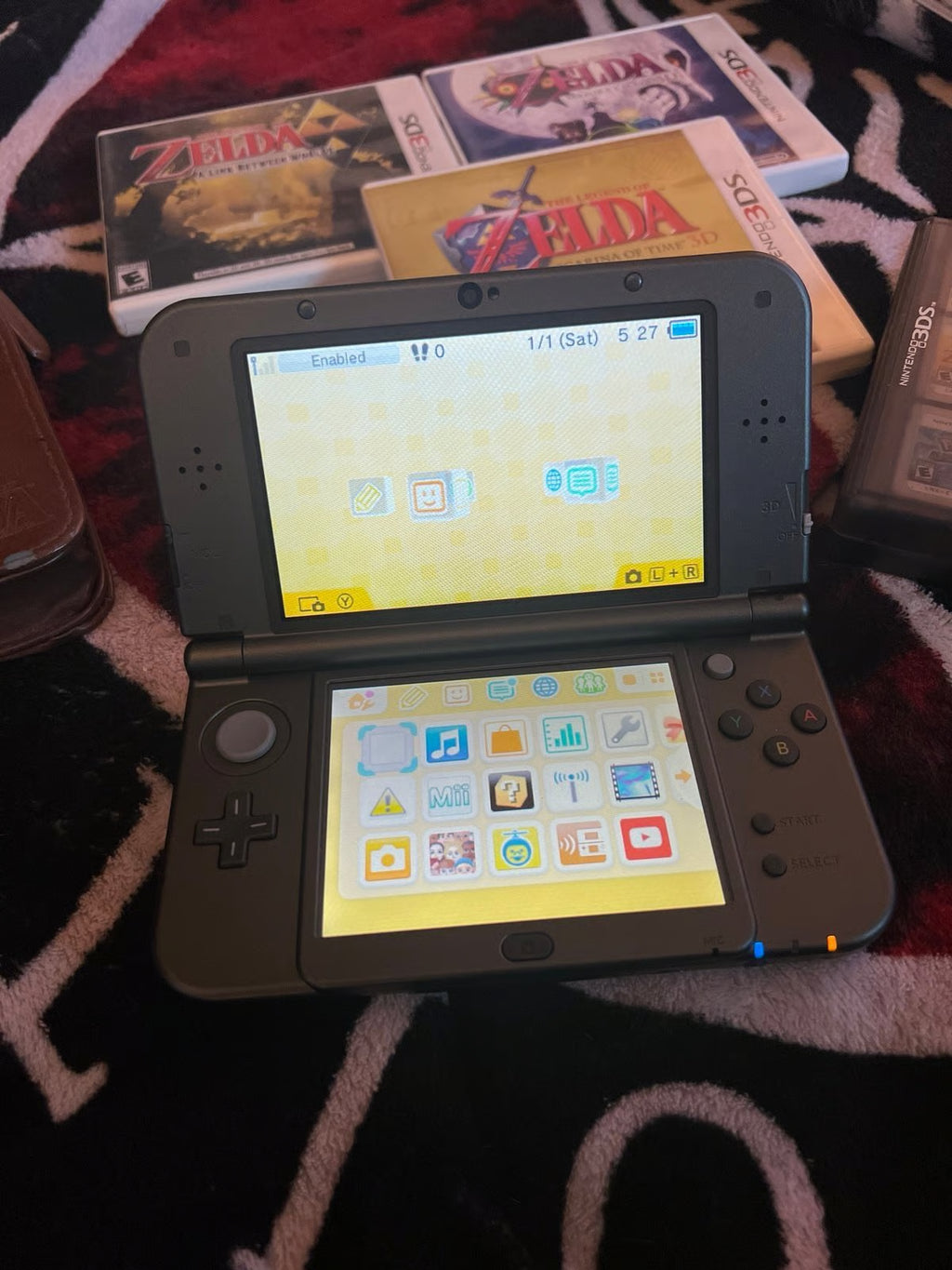 New Nintendo 3DS XL The Legend of Zelda: Majora's Mask Edition