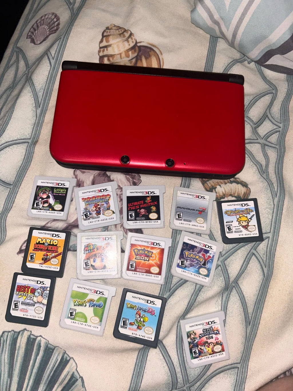 Nintendo 3ds xl with case, charger and 13 games