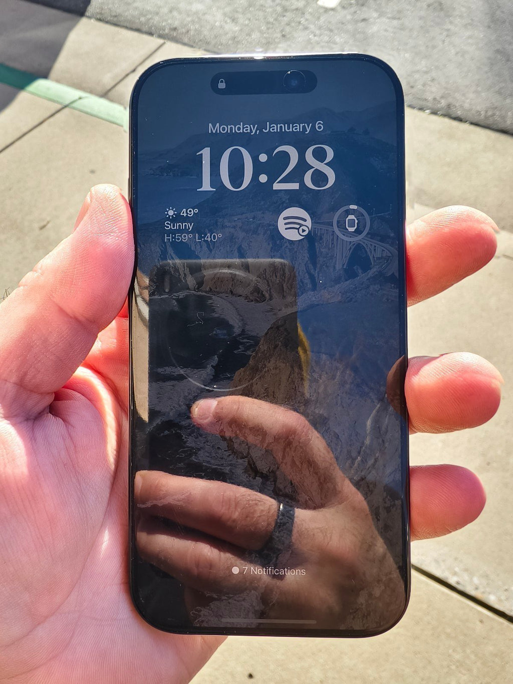 iPhone 16 pro 6.3 "" (unlocked) 7V92