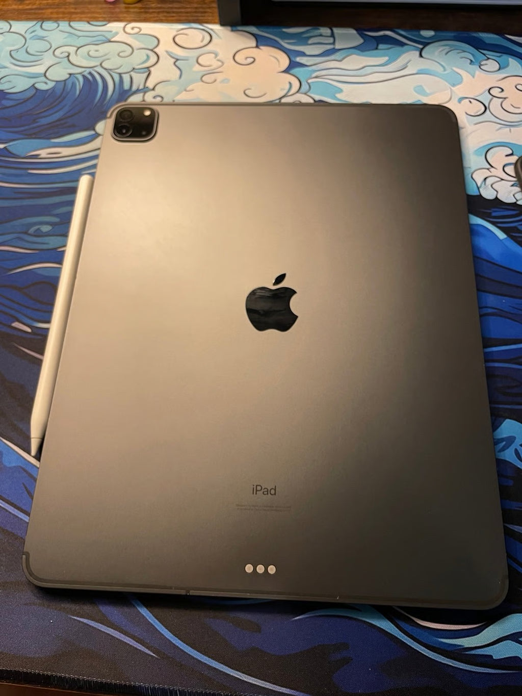 2020 gen 4 Apple ipad pro 12.9-inch w/ magic keyboard & apple pencil 1C86