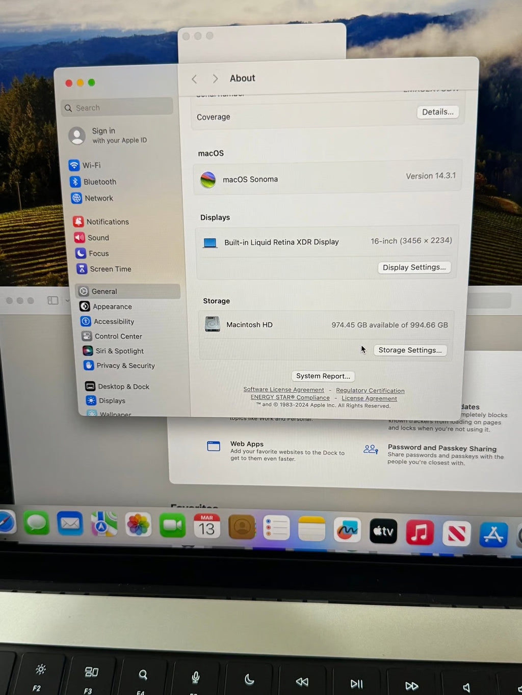 Apple Macbook Pro A2485 16in.  M1 Max 3.2 GHz  1TB SSD 2J95