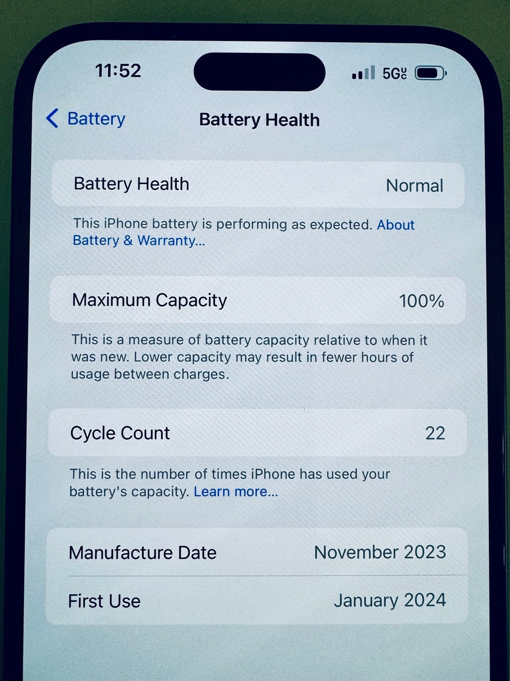 Apple iPhone 15 Plus 128 GB Black Unlocked 7G86