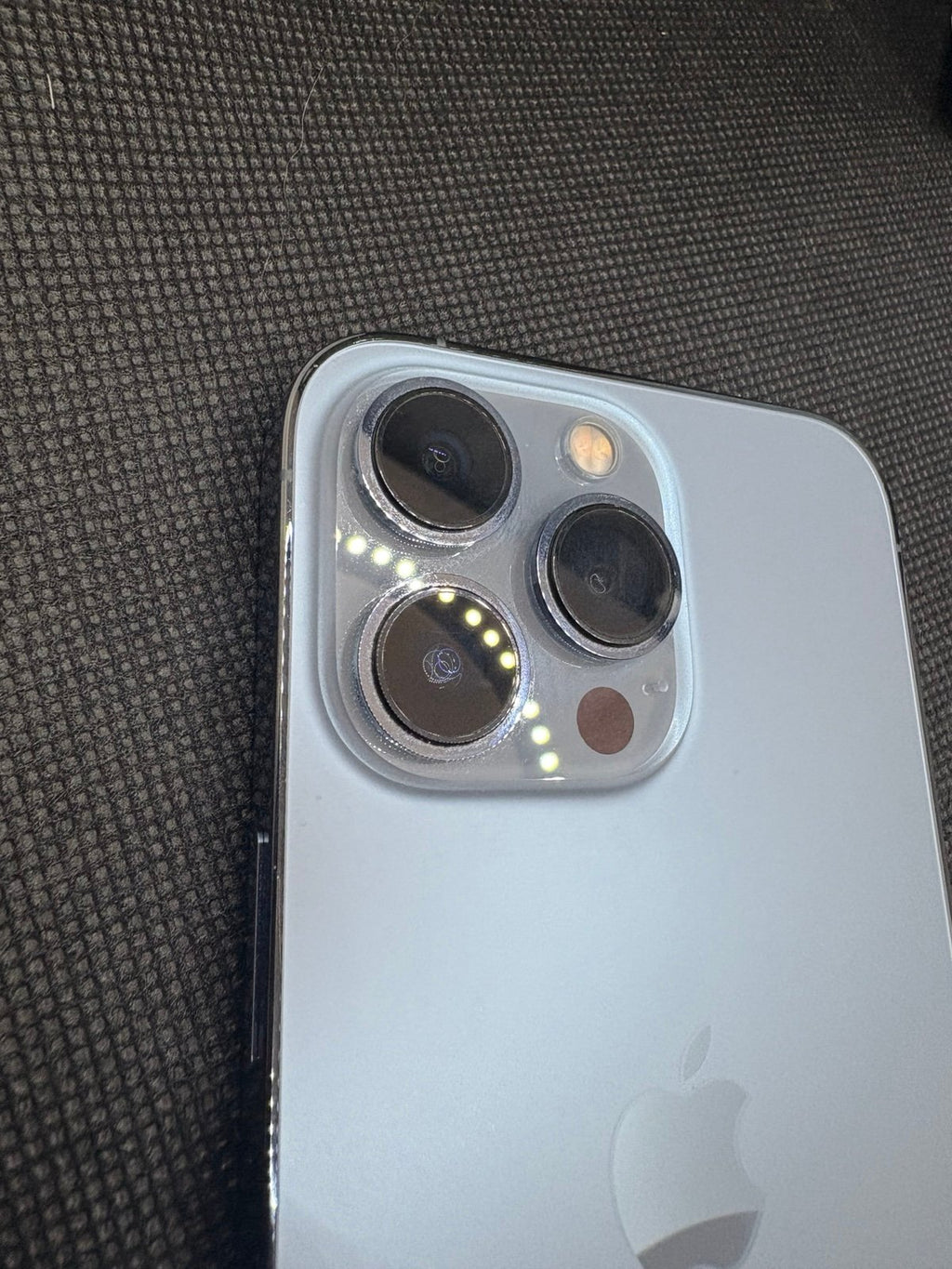 iPhone 13 pro unlocked Serria Blue 5H29