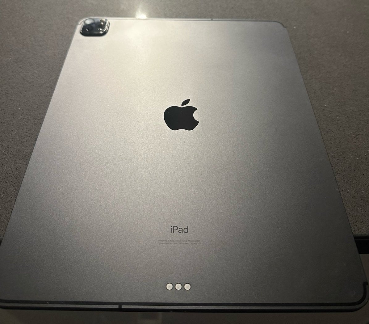 ipad pro 4th gen WiFi /LTE 1 TB 7Y25