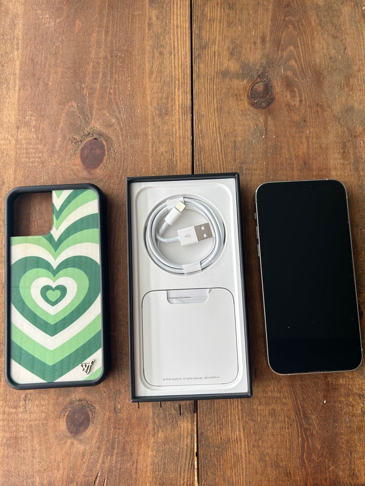 Apple iPhone 12 Pro 128 GB in Silver for Unlocked 3Z16