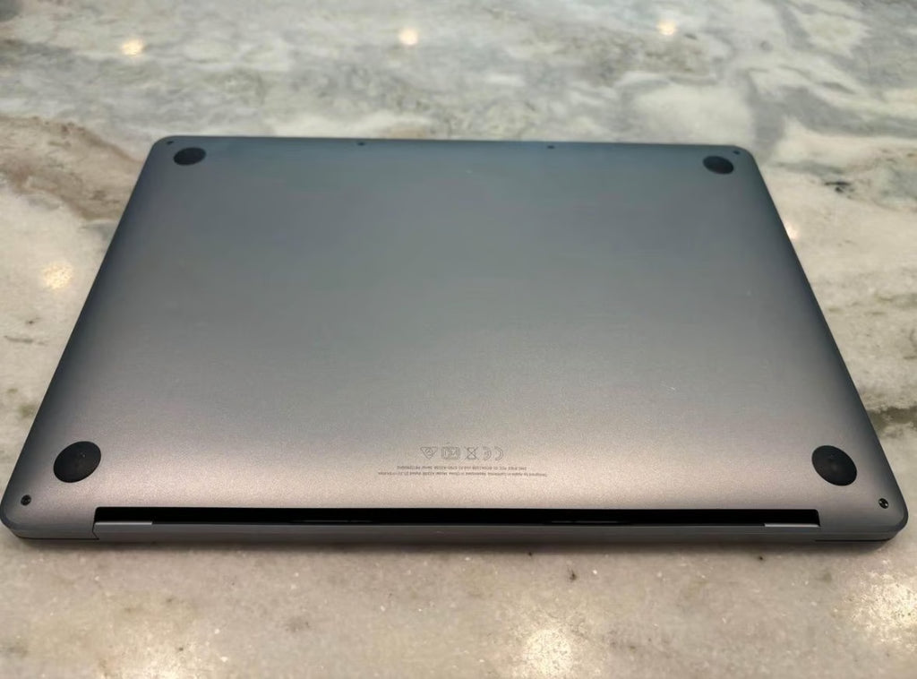 MacBook Pro M2 13in. 8GB RAM 256GB SSD 6E99