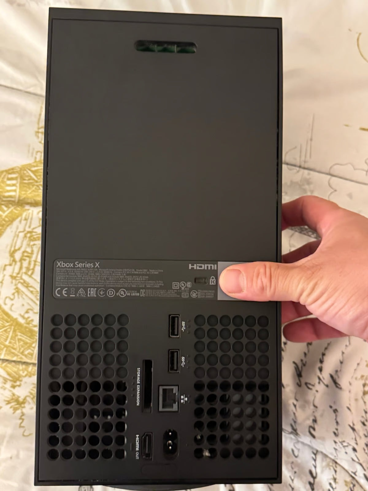 Xbox Series X 1TB SSD Like New 9C69