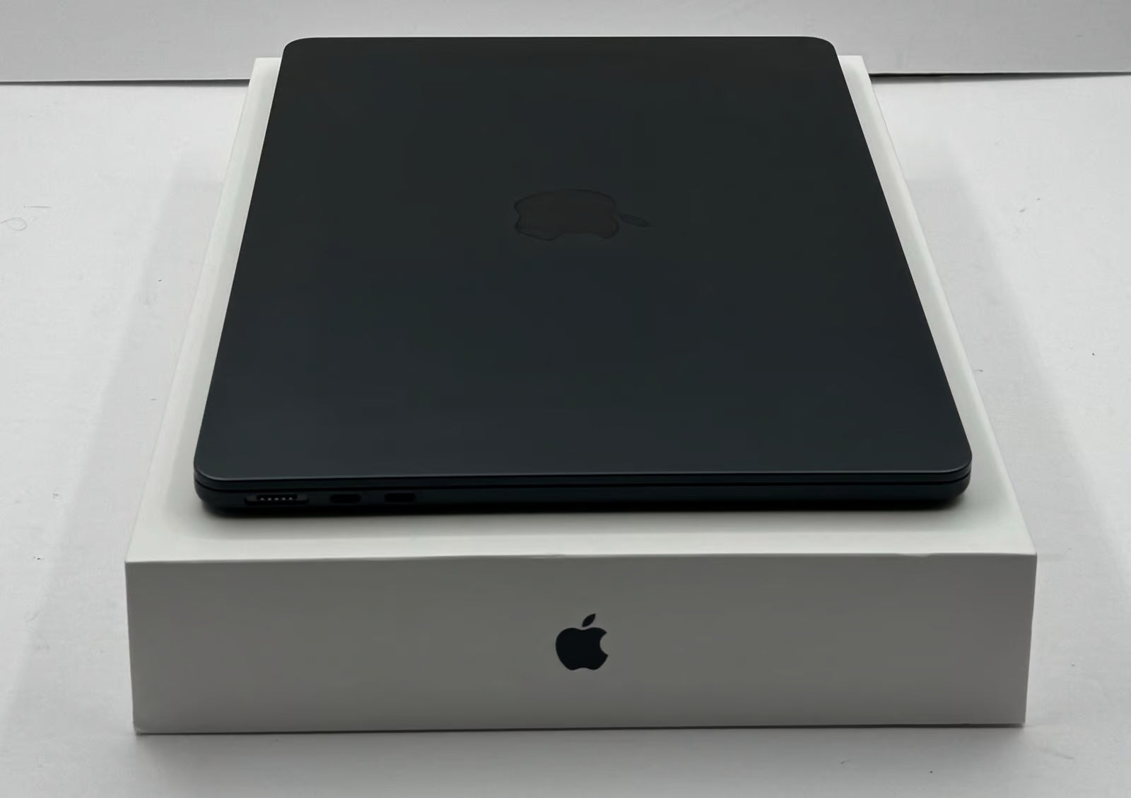 2022 13鈥?MacBook Air M2 (8GB/256GB) Midnight Blue 2E67