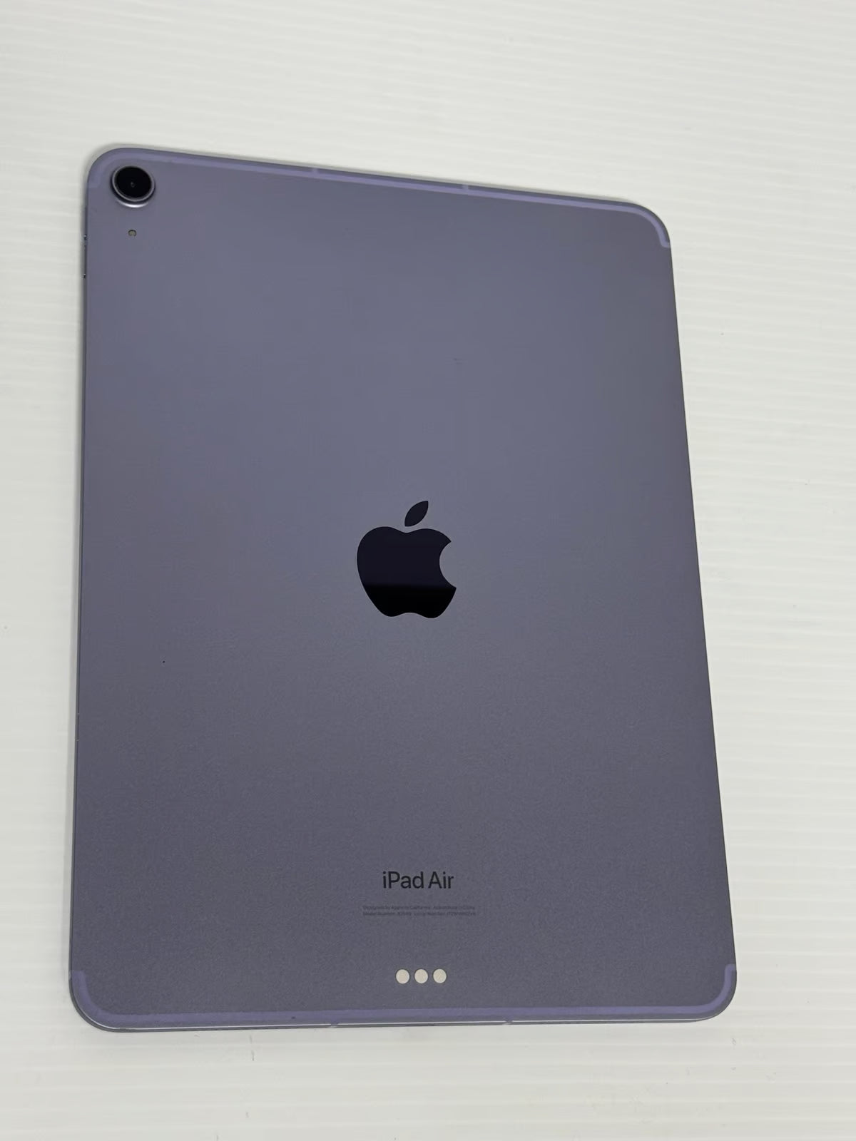 iPad Air 5th GENERATION 256GB CELLULAR 5Y95
