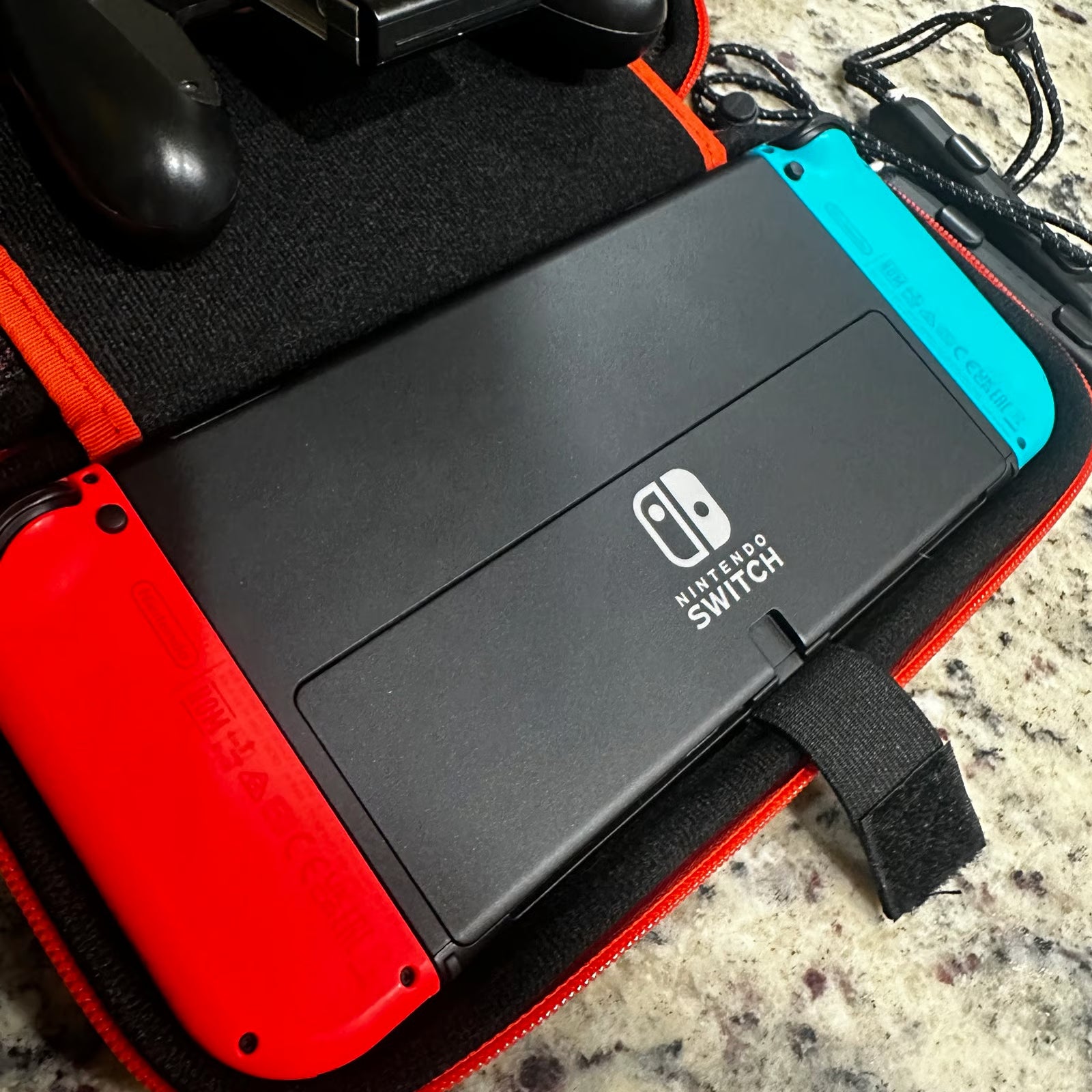 Nintendo Switch oled 7T87