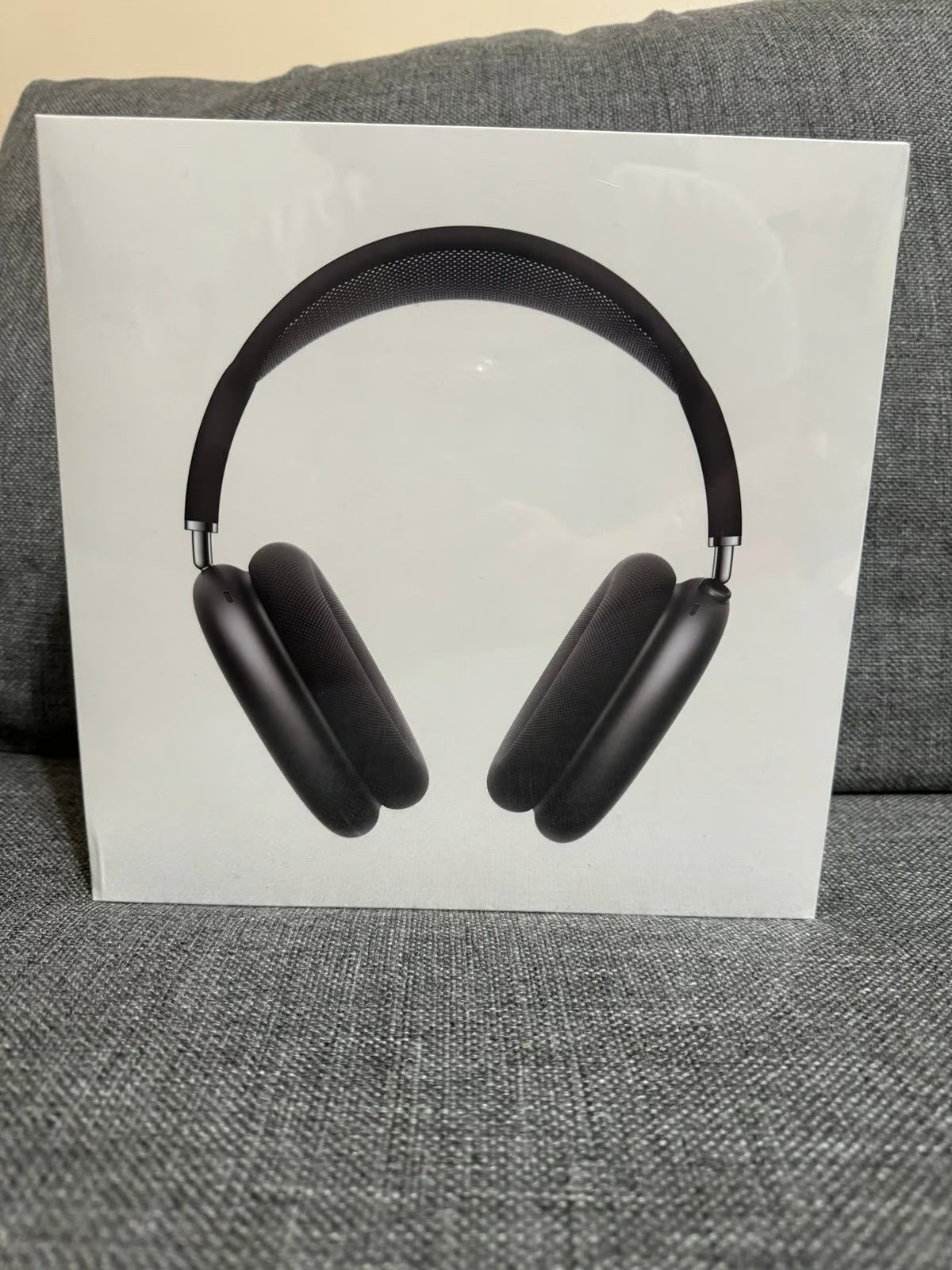 AirPods Max sealed 8O96