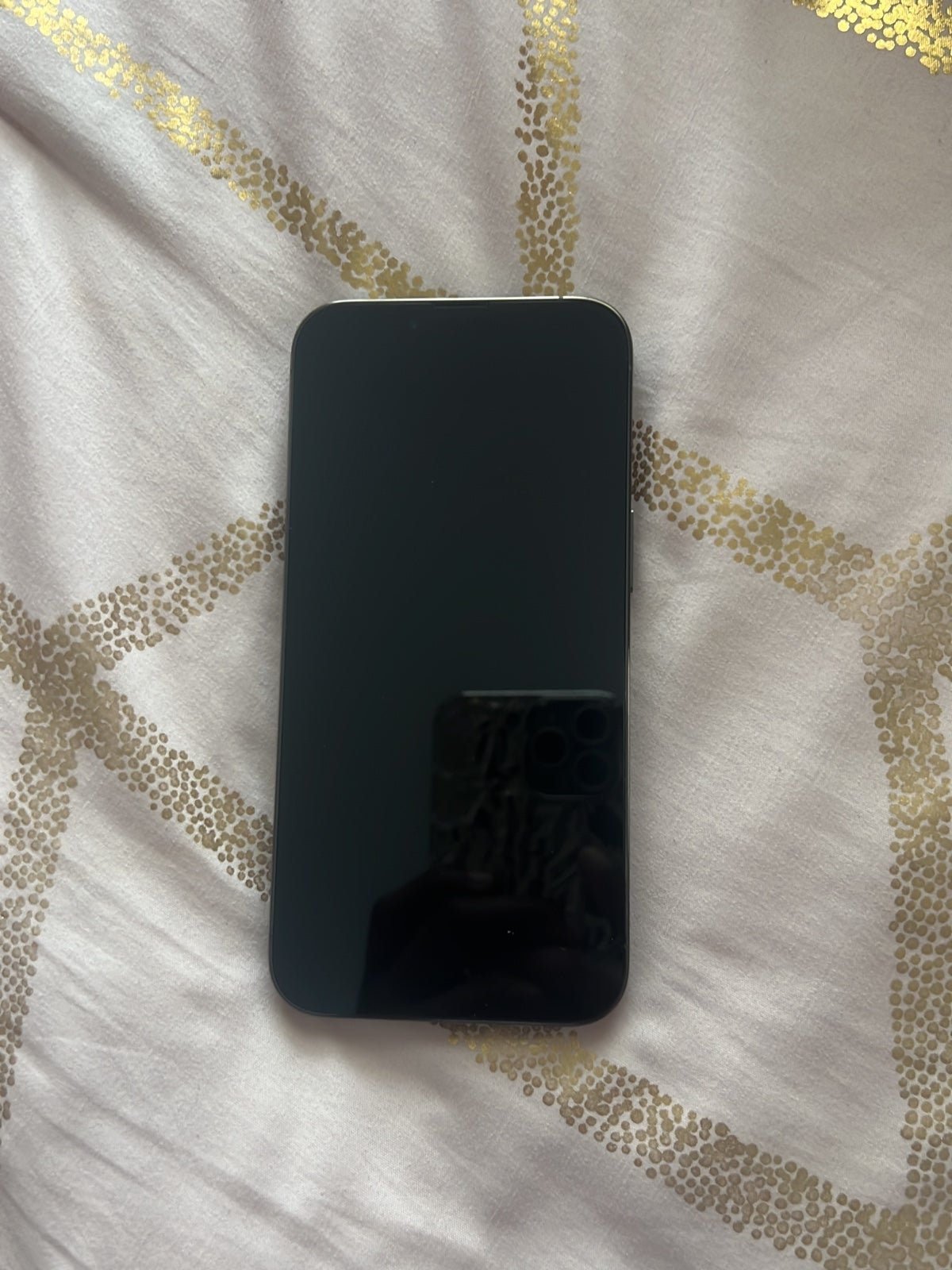 Apple iPhone 13 Pro Alpine Green 3A12