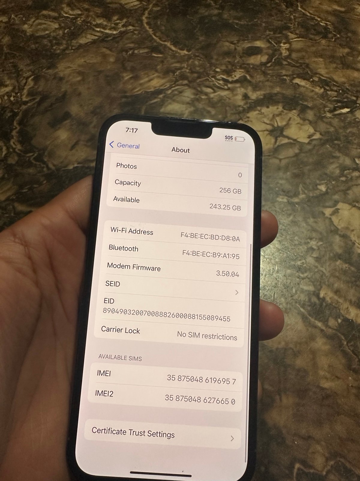 Apple iPhone 13 Pro 256 GB in Sierra Blue unlocked 8V58