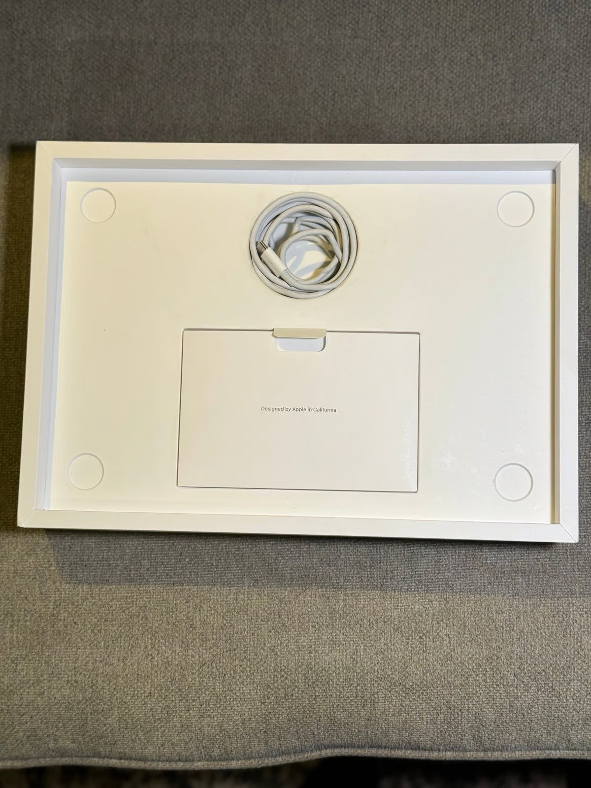 MacBook Pro M1 2020 with Touchbar 7B11