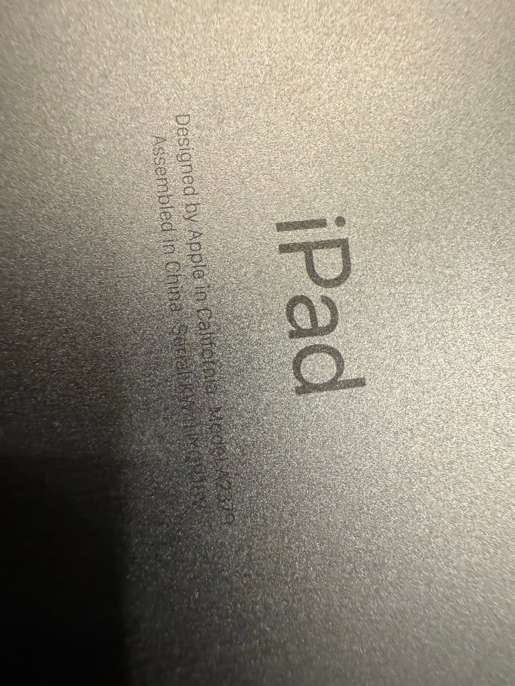 iPad Pro 12.9�?256gb 5th generation M1 2K19