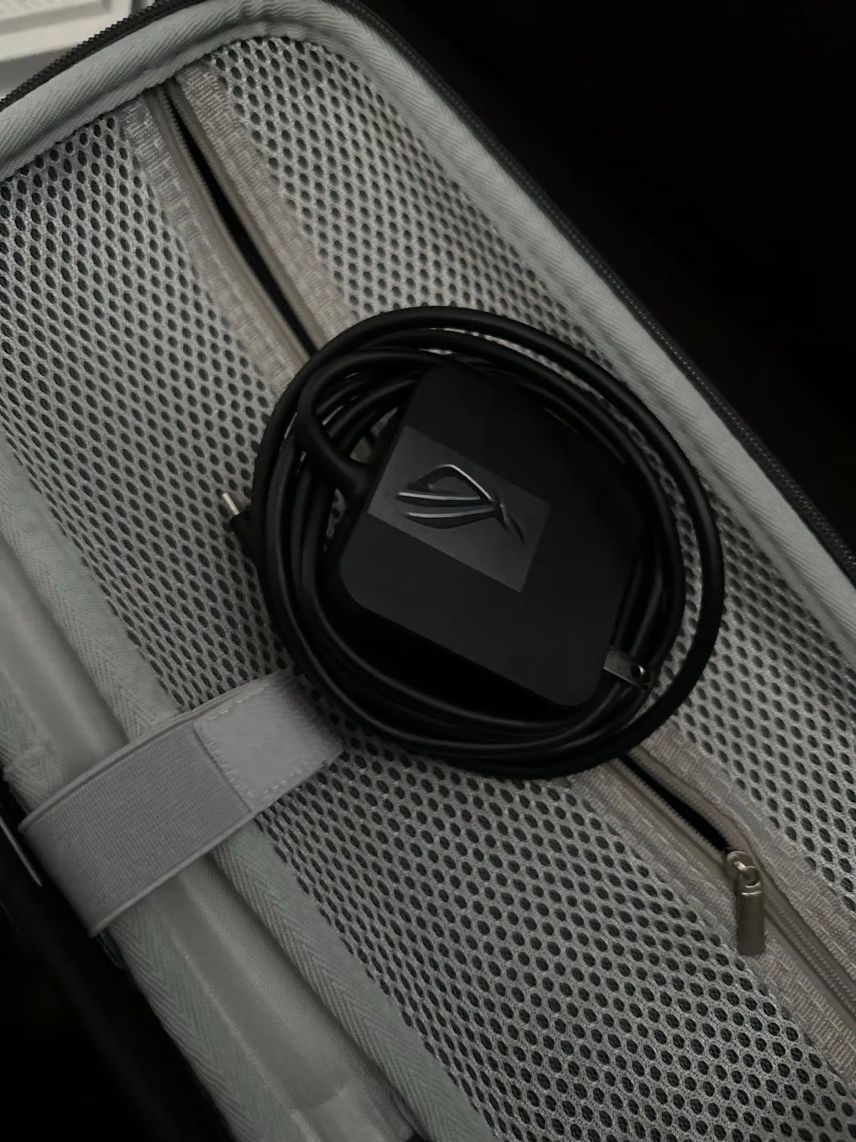 ASUS rog ally z1 extreme 7U93