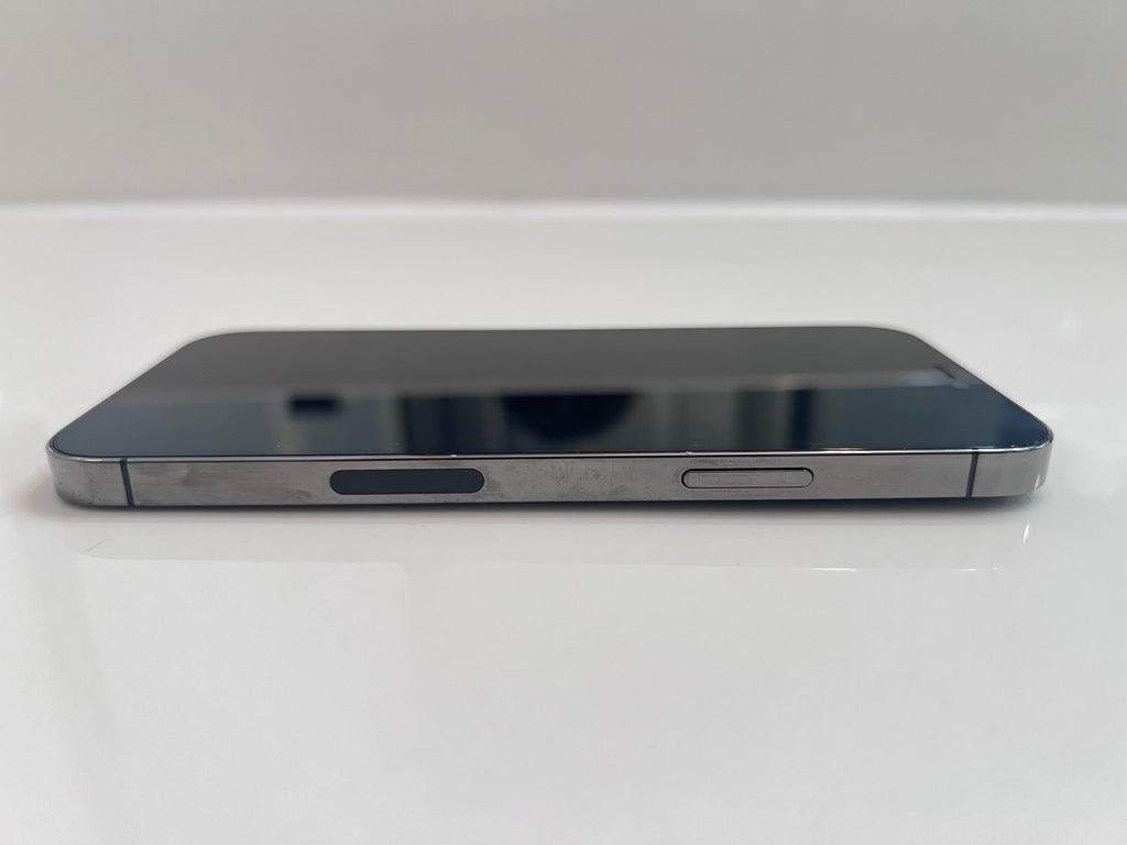 Apple iPhone 12 Pro 256 GB in Graphite for Unlocked 9L56