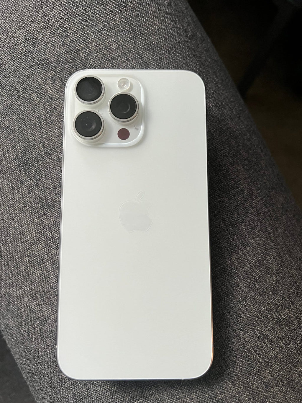 iphone 15 pro max phone unlocked 6V25