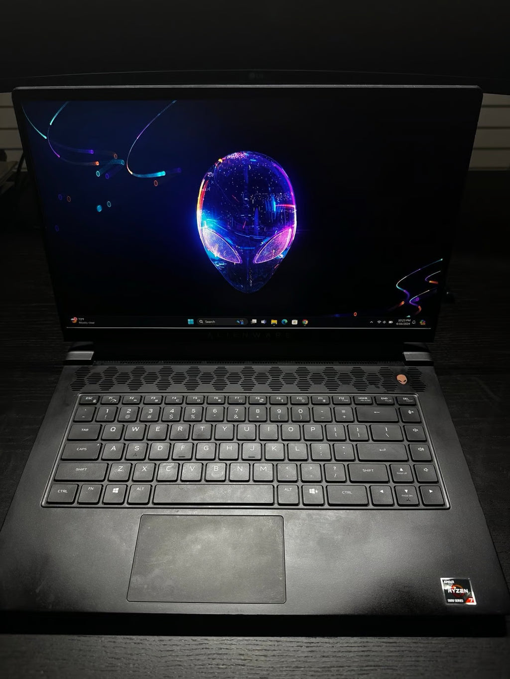 Alienware M15 gaming laptop 8X59