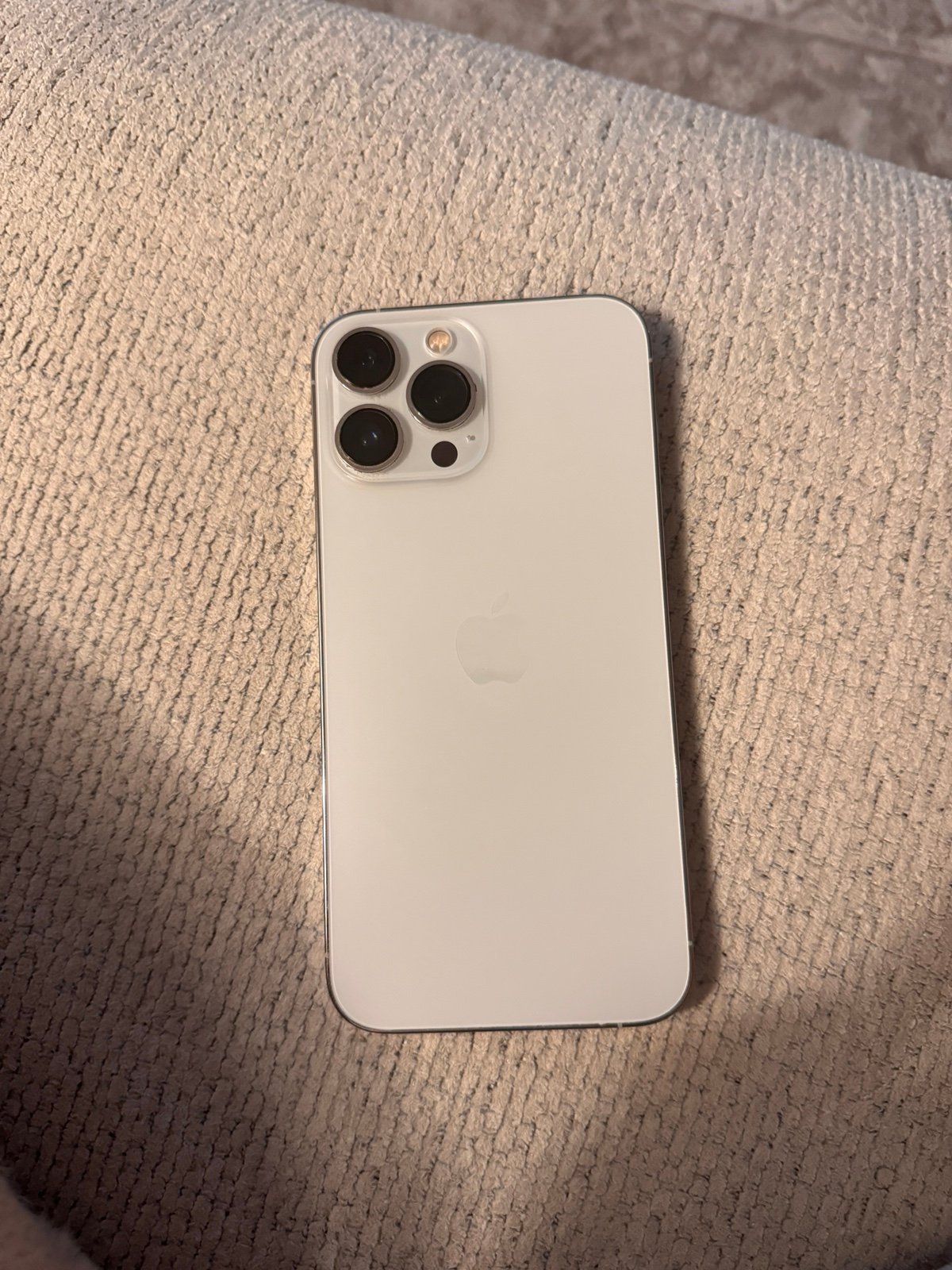 iphone 13 pro Max 2X79