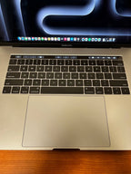 MacBook Pro 2017 8M58