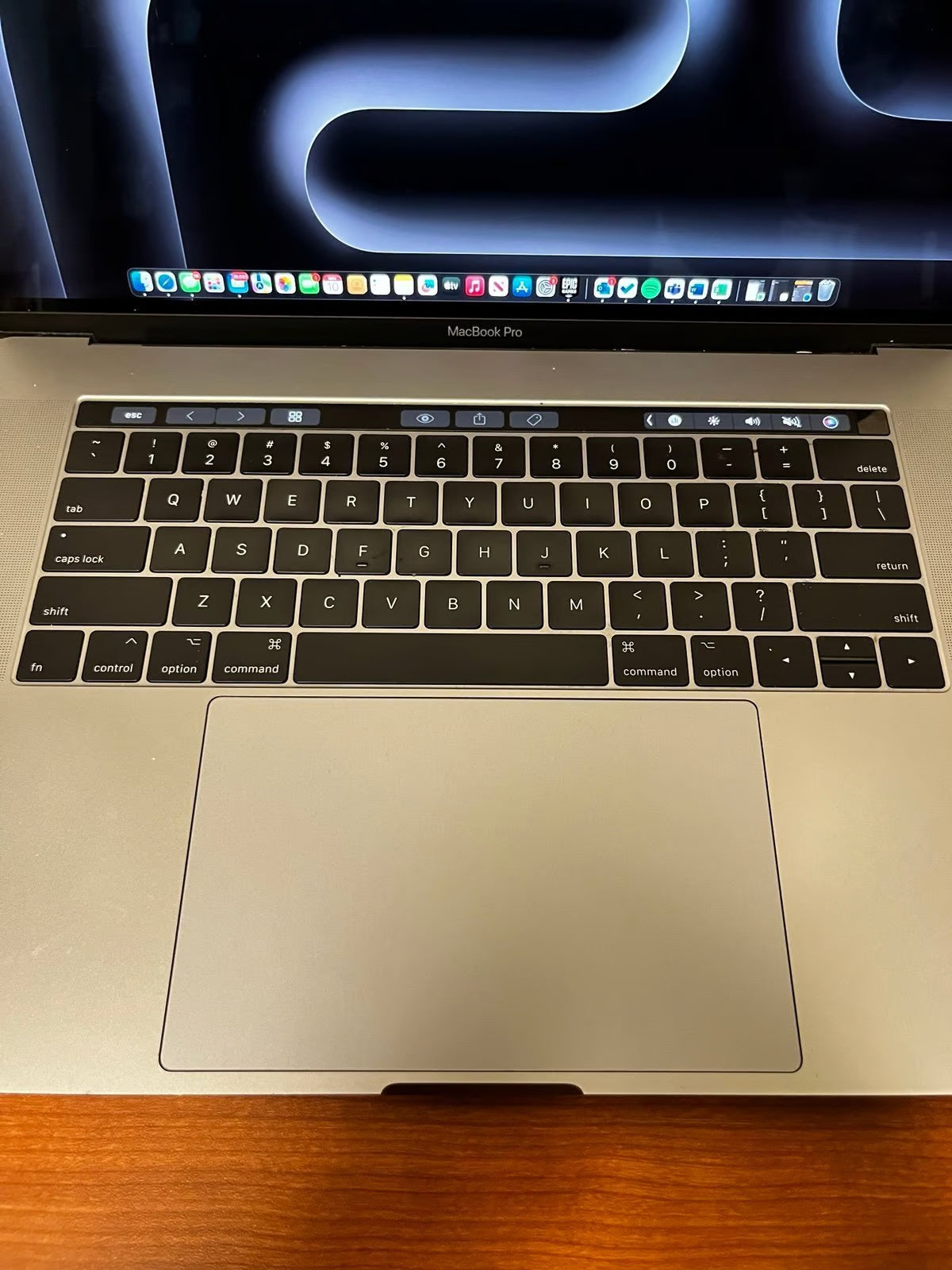MacBook Pro 2017 8M58