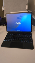 11�?iPad Pro 3rd gen M1 128 GB WiFi Only 2Q55