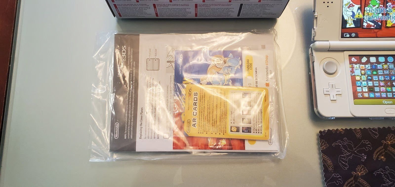 Dual IPS NEW Nintendo 3DS Pok茅mon 20th Anniversary Edition & NIB Cover Plates