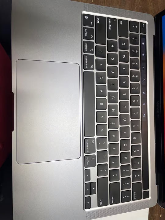 MacBook Pro M1 8gb ram 256gb SSD 5F19