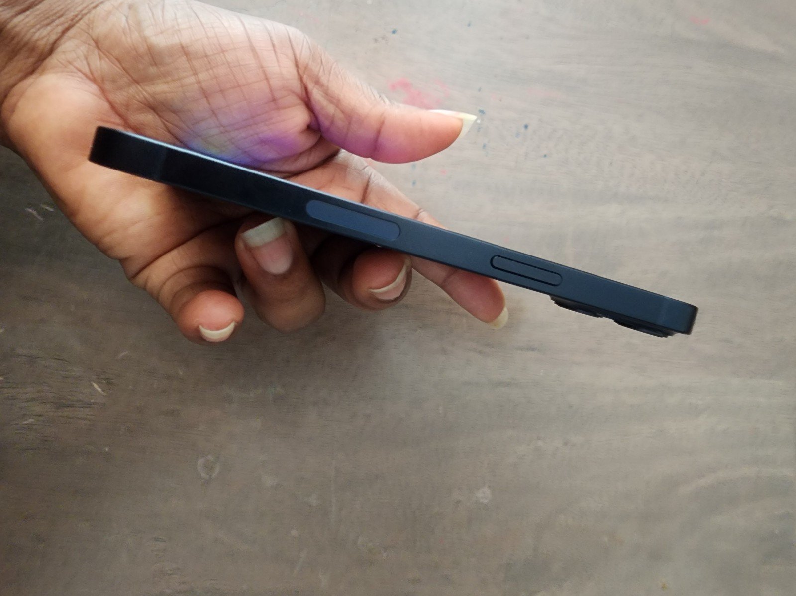 Apple iPhone 13 Verizon unlocked 128gb RESERVED 9L16