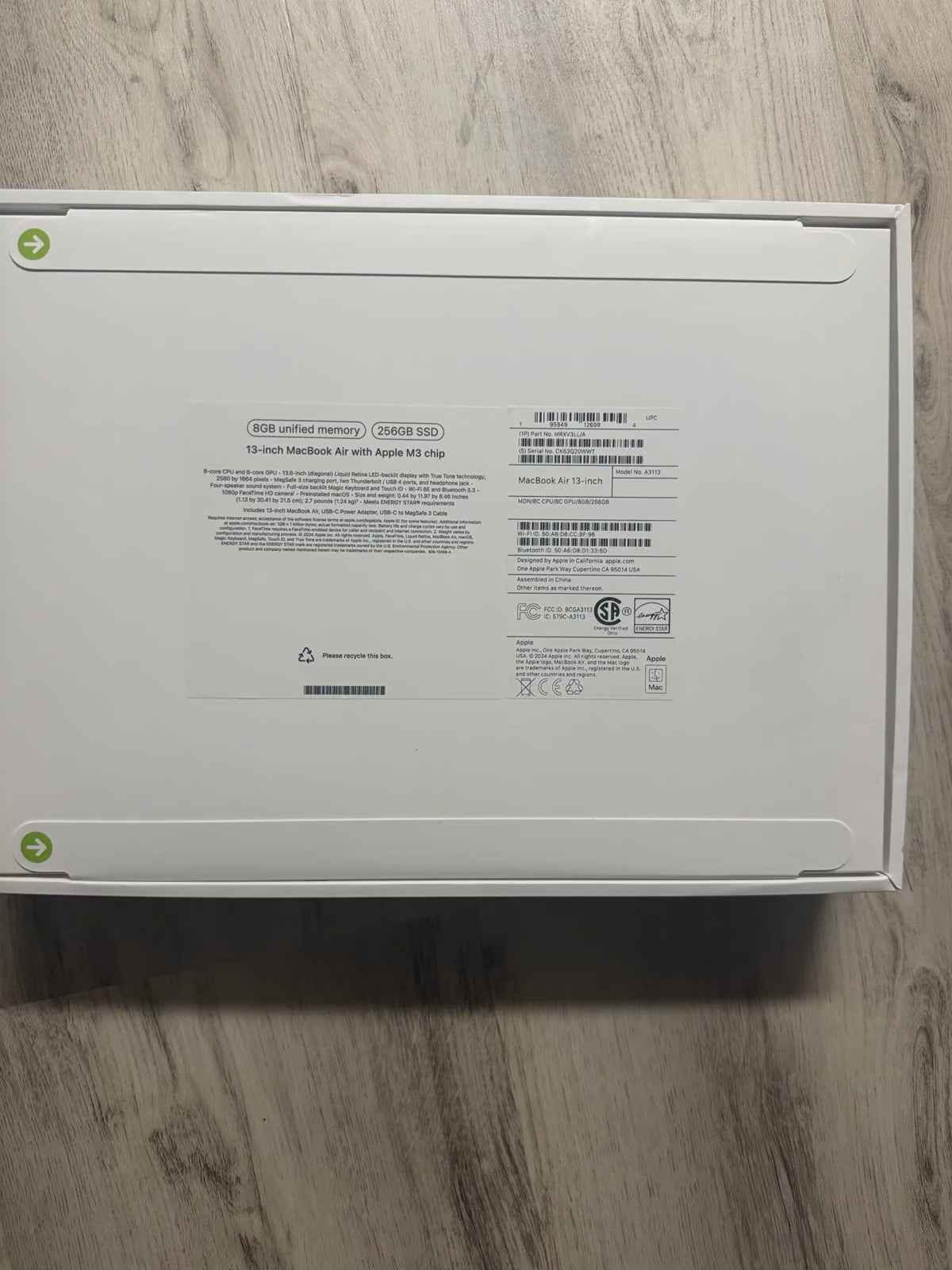 MacBook Air 2024 m3 chip 8X98