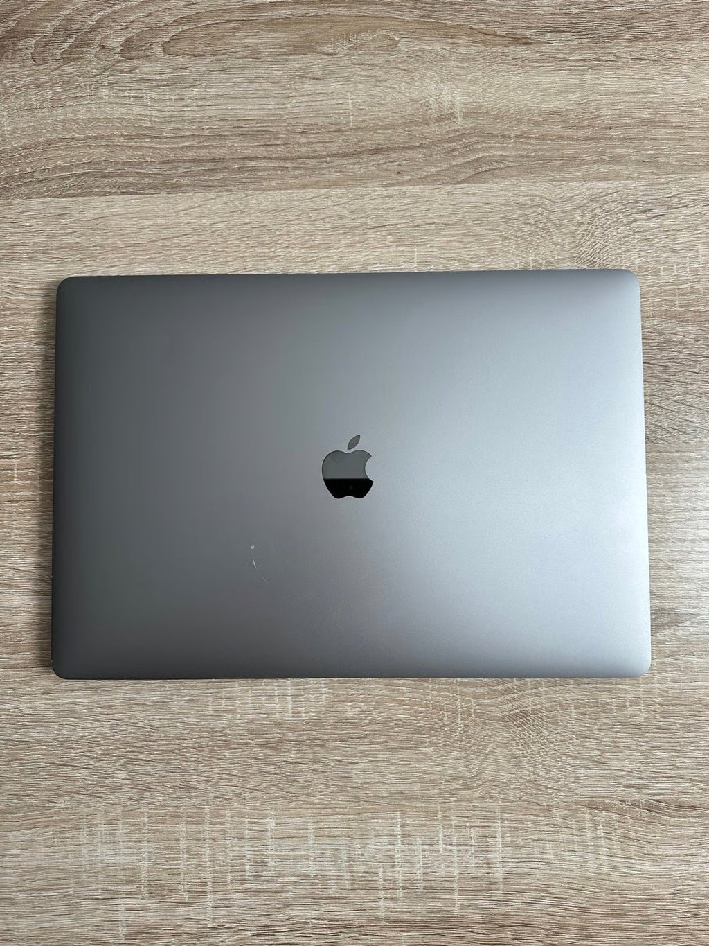 MacBook Pro 16 Inch 512 GD SSD 2019 Version 7A21