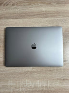 MacBook Pro 16 Inch 512 GD SSD 2019 Version 7A21