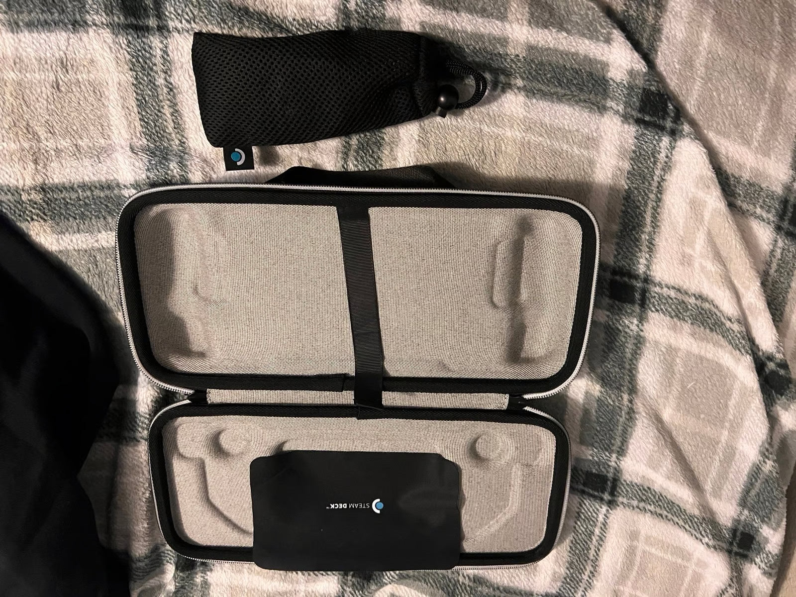 Steam Deck 512GB LCD bundle 3W99