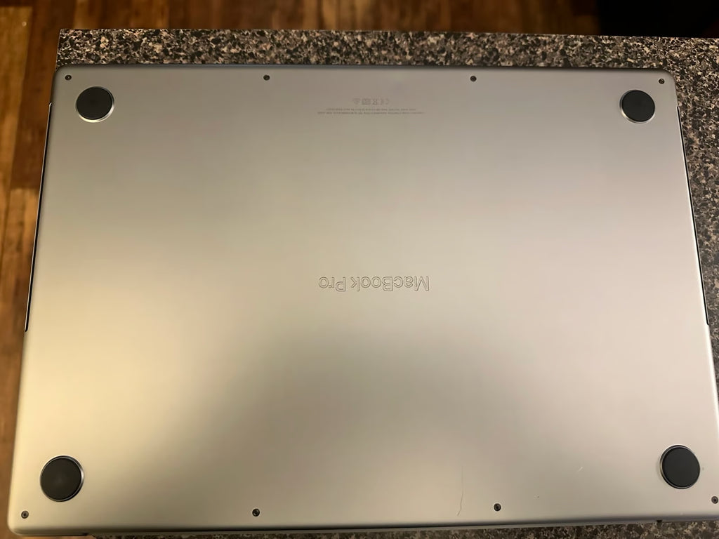 Apple Macbook Pro 16in.  M1 Max 3.2 GHz  1TB SSD 9V77