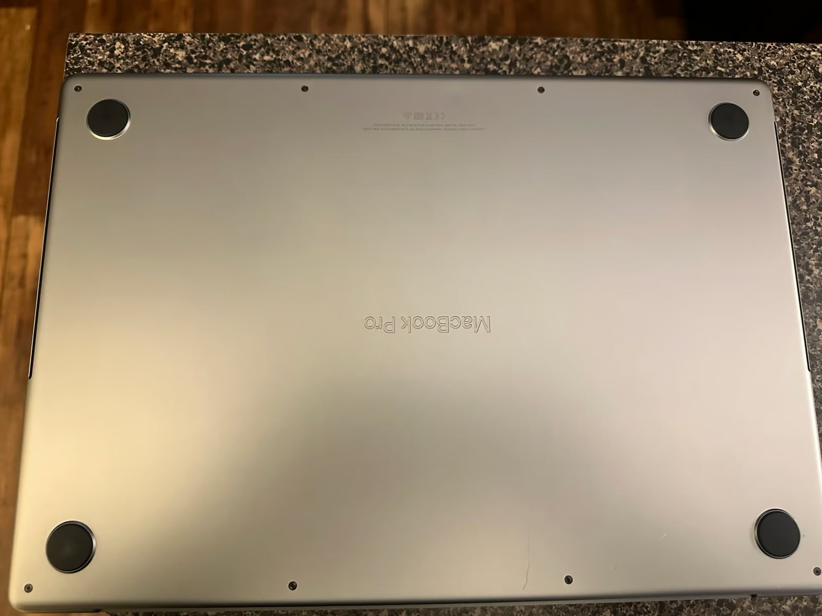 Apple Macbook Pro 16in.  M1 Max 3.2 GHz  1TB SSD 9V77