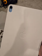 Apple iPad Air 5th Generation 64 GB in Blue 1R83