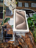 iPhone 15 pro max unlocked 256gb Titanium White unlocked NEW 9P17