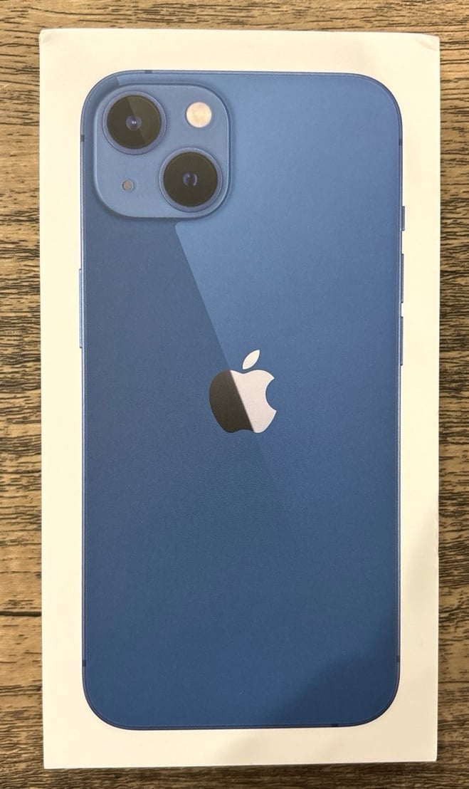 iPhone 13 128GB Unlocked w/ Charger & Original Box 5T99