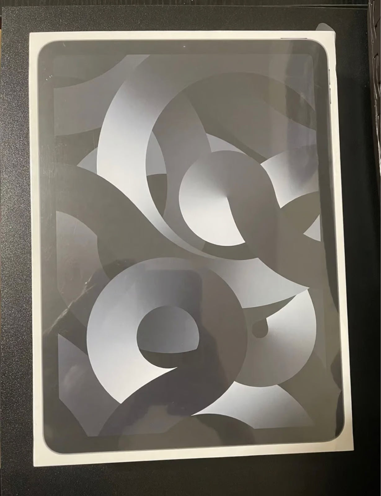 Apple iPad Air 5th Generation 64 GB in Space Gray 1X29